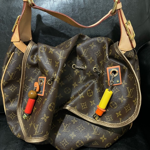 Louis vuitton monogram canvas Kalahari GM Tote - Picture 6 of 6